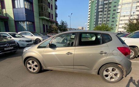 KIA Venga I, 2014 год, 990 000 рублей, 3 фотография