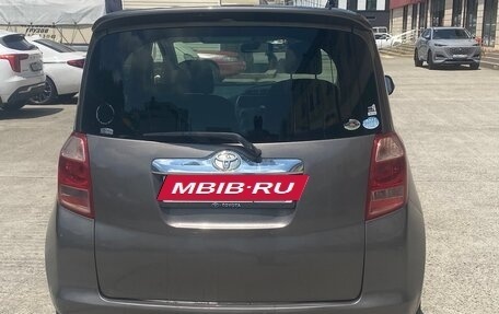 Toyota Ractis I, 2005 год, 530 000 рублей, 3 фотография