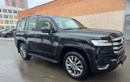 Toyota Land Cruiser, 2024 год, 11 000 000 рублей, 2 фотография