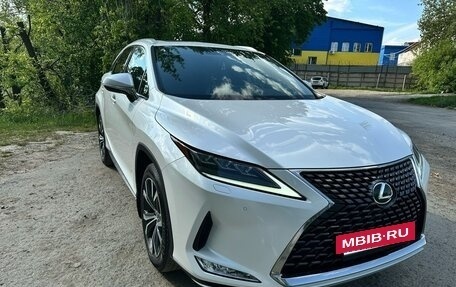 Lexus RX IV рестайлинг, 2019 год, 4 990 000 рублей, 8 фотография