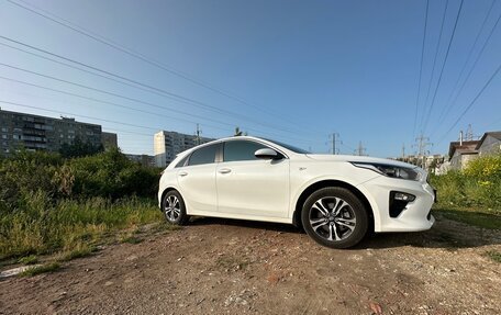 KIA cee'd III, 2018 год, 2 000 000 рублей, 35 фотография