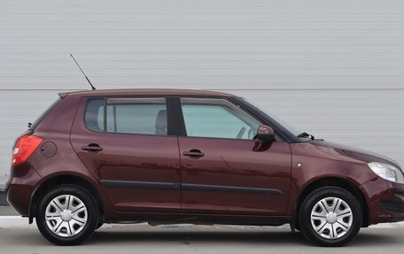 Skoda Fabia II, 2011 год, 650 000 рублей, 3 фотография