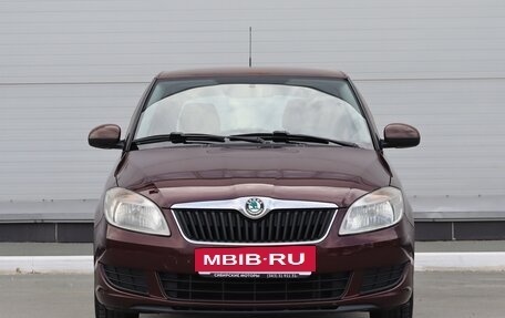 Skoda Fabia II, 2011 год, 650 000 рублей, 2 фотография