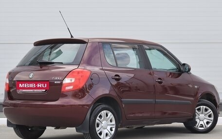 Skoda Fabia II, 2011 год, 650 000 рублей, 4 фотография
