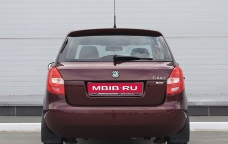 Skoda Fabia II, 2011 год, 650 000 рублей, 5 фотография
