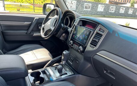 Mitsubishi Pajero IV, 2019 год, 3 500 000 рублей, 19 фотография