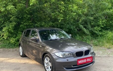 BMW 1 серия, 2007 год, 779 000 рублей, 6 фотография