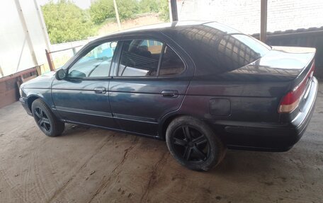 Nissan Sunny B15, 2000 год, 260 000 рублей, 6 фотография
