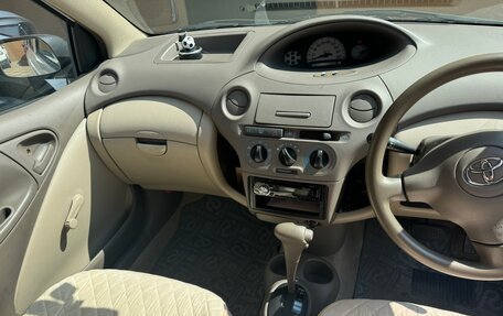 Toyota Platz, 2005 год, 610 000 рублей, 4 фотография