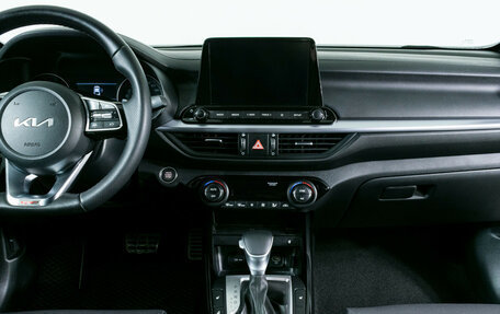 KIA Cerato IV, 2021 год, 2 390 000 рублей, 11 фотография