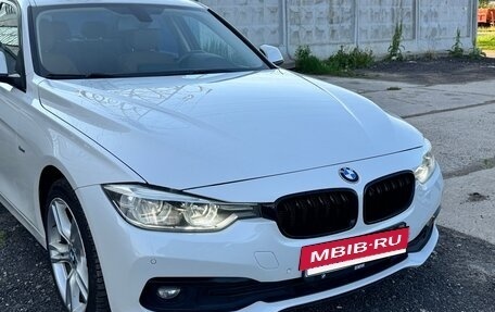 BMW 3 серия, 2017 год, 2 750 000 рублей, 3 фотография