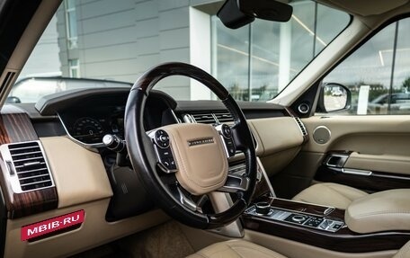 Land Rover Range Rover IV рестайлинг, 2017 год, 4 500 000 рублей, 14 фотография
