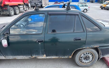 Daewoo Nexia I рестайлинг, 2003 год, 75 000 рублей, 4 фотография