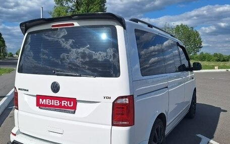 Volkswagen Multivan T6 рестайлинг, 2015 год, 3 000 000 рублей, 6 фотография
