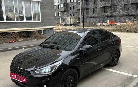 Hyundai Solaris II рестайлинг, 2018 год, 1 530 000 рублей, 10 фотография