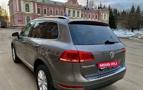 Volkswagen Touareg III, 2012 год, 2 390 000 рублей, 4 фотография