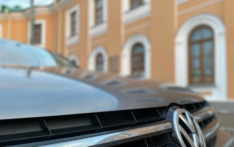 Volkswagen Touareg III, 2012 год, 2 390 000 рублей, 9 фотография