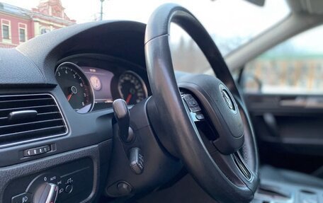 Volkswagen Touareg III, 2012 год, 2 390 000 рублей, 14 фотография
