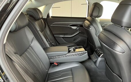 Audi A8, 2018 год, 5 799 000 рублей, 10 фотография