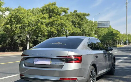 Skoda Superb III рестайлинг, 2021 год, 1 750 000 рублей, 5 фотография