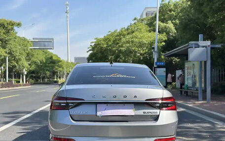 Skoda Superb III рестайлинг, 2021 год, 1 750 000 рублей, 2 фотография