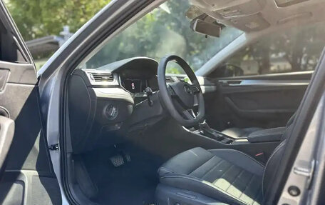 Skoda Superb III рестайлинг, 2021 год, 1 750 000 рублей, 9 фотография