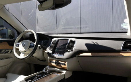 Volvo XC90 II рестайлинг, 2022 год, 4 990 000 рублей, 14 фотография