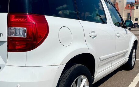 Skoda Yeti I рестайлинг, 2017 год, 1 900 000 рублей, 8 фотография