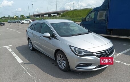 Opel Astra K, 2018 год, 1 440 000 рублей, 7 фотография