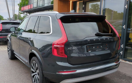 Volvo XC90 II рестайлинг, 2022 год, 4 880 000 рублей, 4 фотография