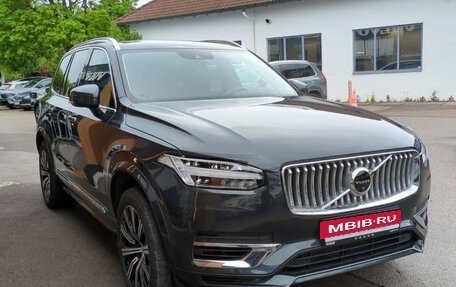 Volvo XC90 II рестайлинг, 2022 год, 4 880 000 рублей, 2 фотография