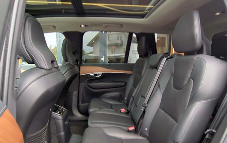 Volvo XC90 II рестайлинг, 2022 год, 4 880 000 рублей, 8 фотография