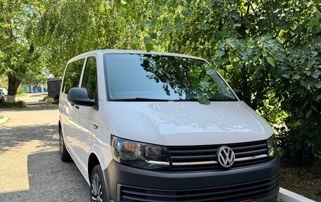 Volkswagen Caravelle T6 рестайлинг, 2018 год, 3 150 000 рублей, 15 фотография