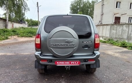 Chevrolet Niva I рестайлинг, 2006 год, 330 000 рублей, 10 фотография