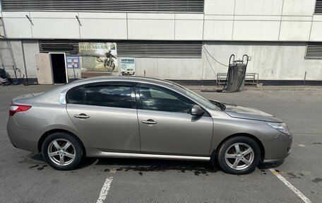 Renault Latitude I, 2010 год, 800 000 рублей, 9 фотография
