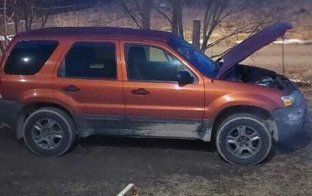 Ford Escape II, 2005 год, 600 000 рублей, 3 фотография