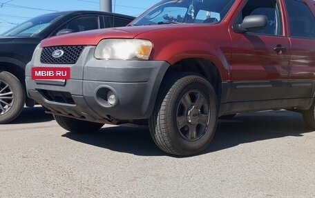 Ford Escape II, 2005 год, 600 000 рублей, 2 фотография