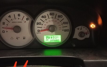 Ford Escape II, 2005 год, 600 000 рублей, 10 фотография