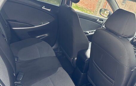 Hyundai Solaris II рестайлинг, 2014 год, 765 000 рублей, 15 фотография
