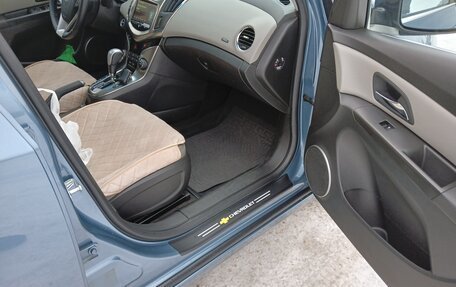 Chevrolet Cruze II, 2013 год, 905 000 рублей, 9 фотография