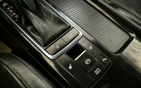 KIA Optima IV, 2017 год, 900 000 рублей, 10 фотография