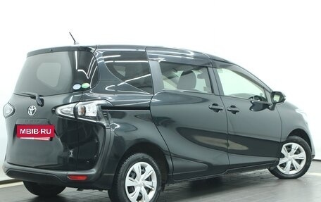 Toyota Sienta II, 2020 год, 1 445 000 рублей, 2 фотография