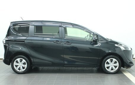 Toyota Sienta II, 2020 год, 1 445 000 рублей, 10 фотография