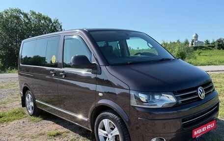 Volkswagen Multivan T5, 2012 год, 2 750 000 рублей, 4 фотография