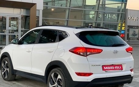 Hyundai Tucson III, 2018 год, 2 100 000 рублей, 2 фотография