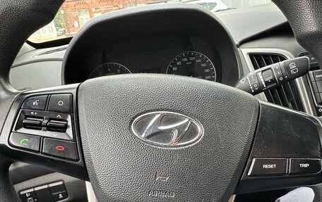 Hyundai Creta I рестайлинг, 2017 год, 1 000 000 рублей, 8 фотография