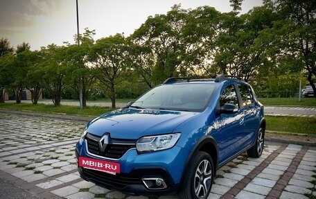 Renault Sandero II рестайлинг, 2019 год, 1 265 000 рублей, 2 фотография
