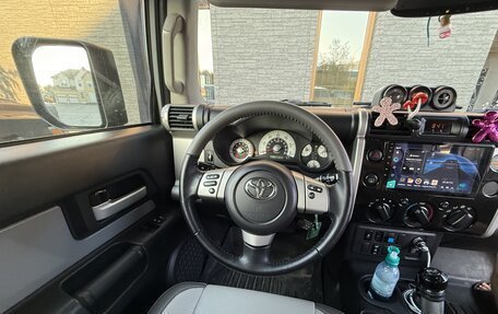 Toyota FJ Cruiser, 2012 год, 3 800 000 рублей, 5 фотография
