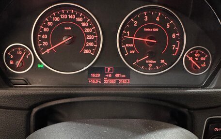 BMW 3 серия, 2013 год, 2 200 000 рублей, 16 фотография