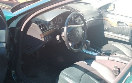Mercedes-Benz E-Класс, 2004 год, 1 200 000 рублей, 4 фотография